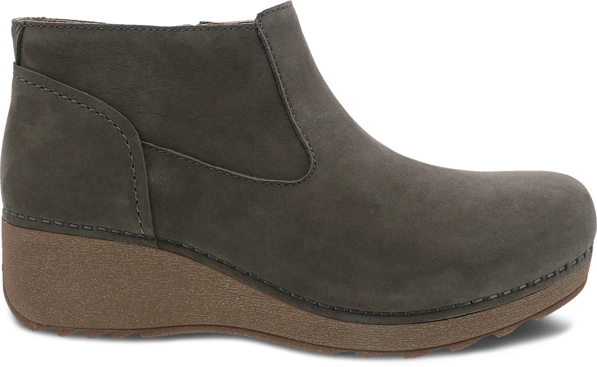 'Dansko' Women's Charlene - Taupe Milled Nubuck 3 'Dansko' Women's Charlene - Taupe Milled Nubuck